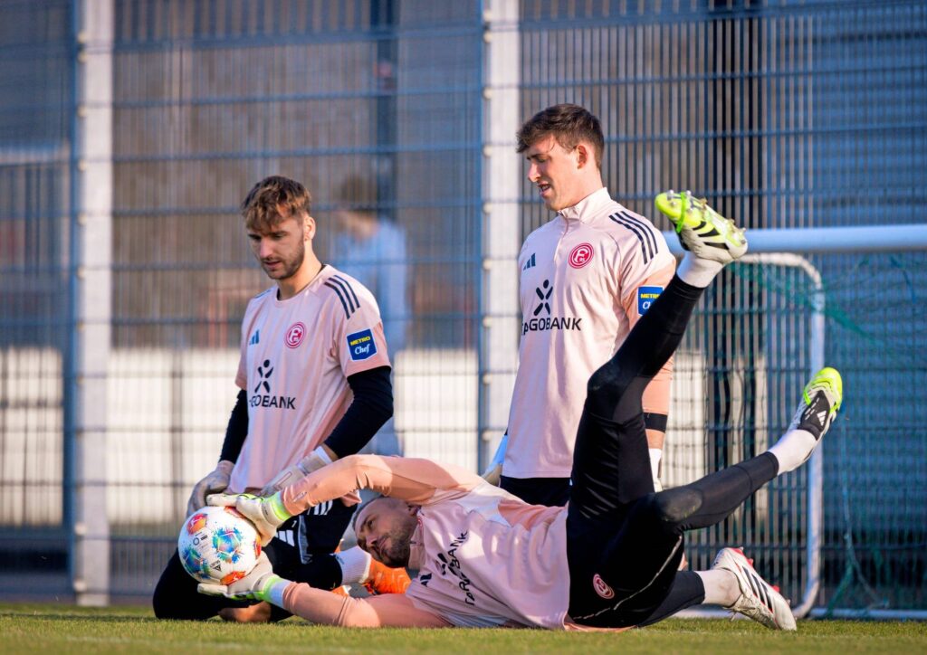 Fortuna Düsseldorf Torwartfrage wird kritisch Fortuna Düsseldorf Torwartfrage wird kritisch
