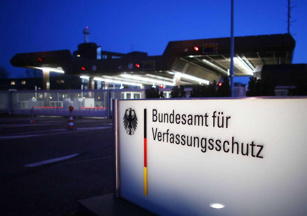 Verfassungsschutz warnt vor Christfluencern Verfassungsschutz AfD Christfluencer Probe