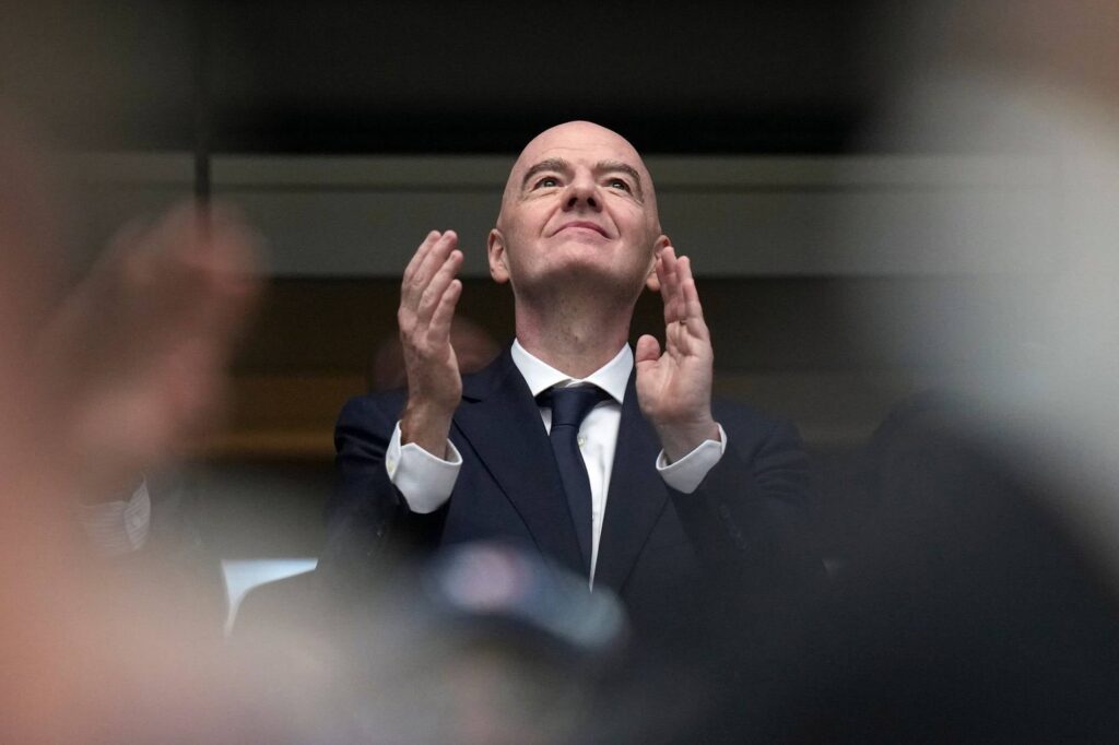 FIFA Investorenpläne Infantino zieht Rückzug FIFA Investorenpläne Infantino zieht Rückzug