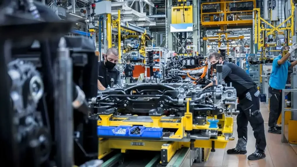 Mercedes Werk Zukunft sorgt für neue Sorgen