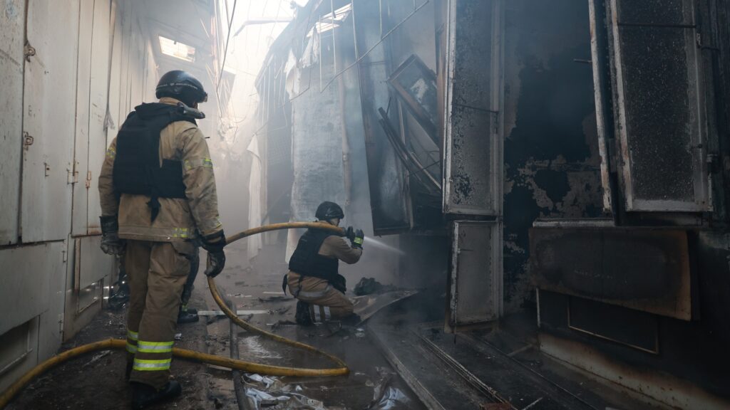 Russische Angriffe auf Ukraine töten sechs