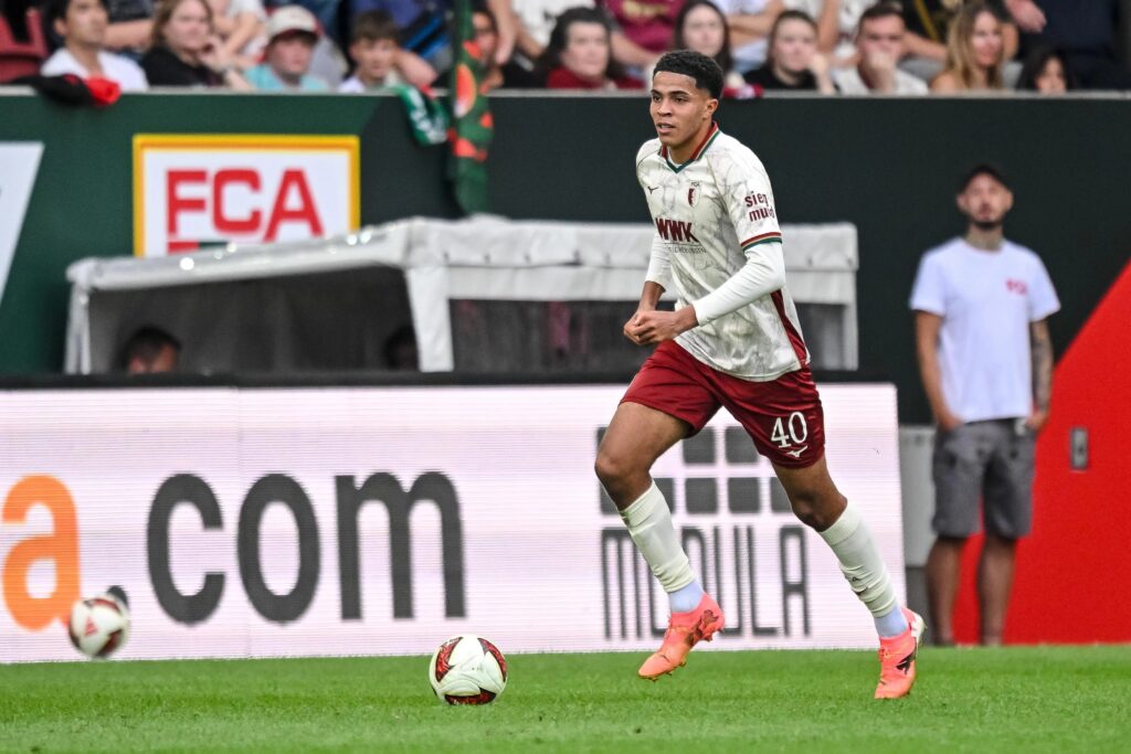 Noahkai Banks Deutschland statt USA