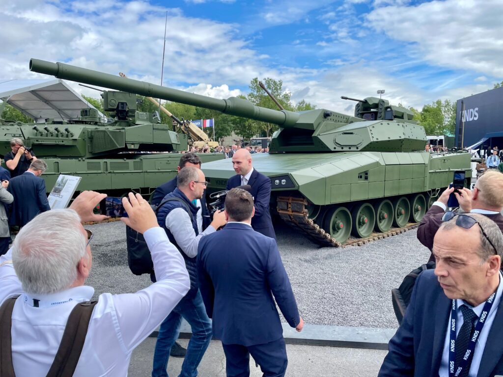 Berlin verteidigt gemeinsames Panzerprojekt mit Frankreich